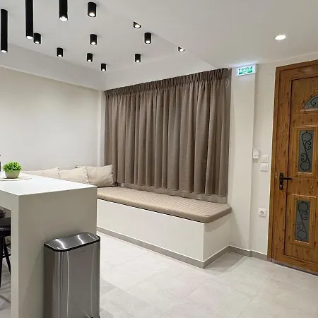 Takis Nopi Apartman *