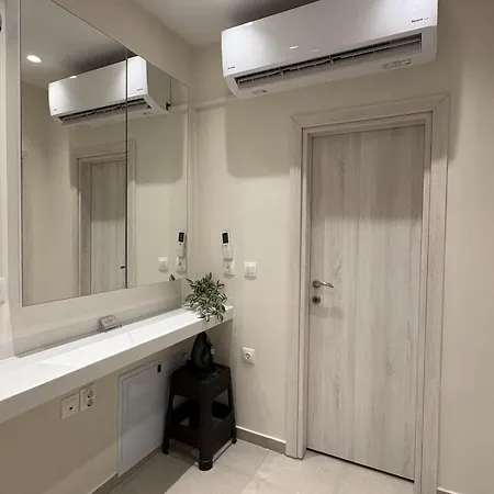 Takis Nopi Apartman Leptokariá